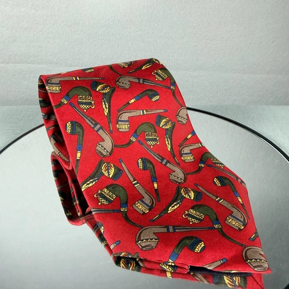 Hathaway All Silk Necktie Red Smoking Pipes Print Made in USA Mens Tie